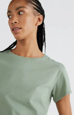 O’Neill T-shirt Essentials | Lily Pad
